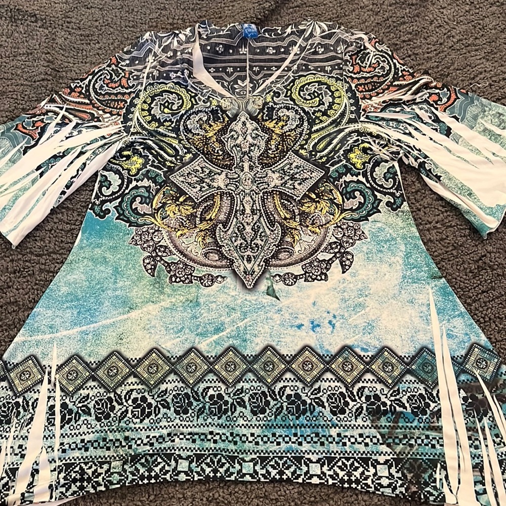 Rouge Women’s Shirt